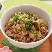 キッチンライフハック付き!新生活応援レシピ「さばみそ混ぜごはん」