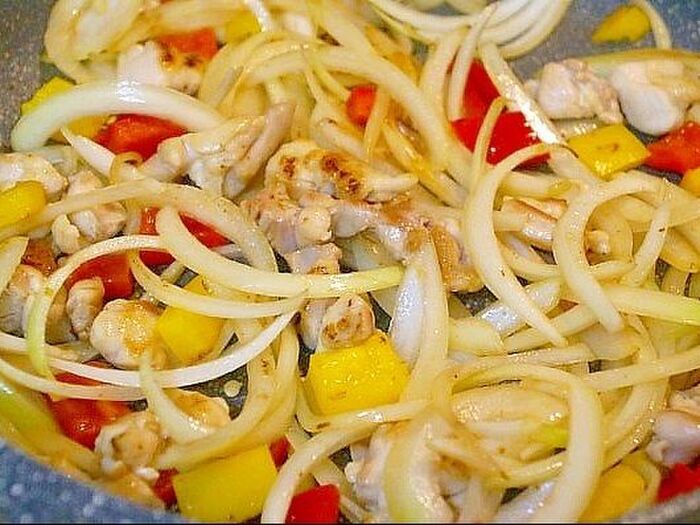 4.少し香ばしく炒める。