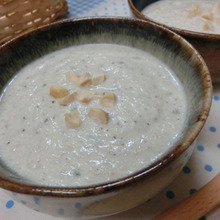 優しいとろみは豆腐のみ♪ きのこと豆腐のポタージュ