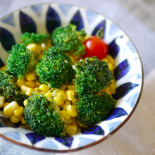 【ちょびつま】材料3つ♡混ぜるだけ|レンチンで簡単|「ブロッコリーとコーンのエスニック風ナムル」