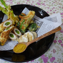 青ネギと竹輪の“ねじねじ”フリット