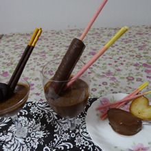 驚きのレシピ チョコムース、水と共に・・・・