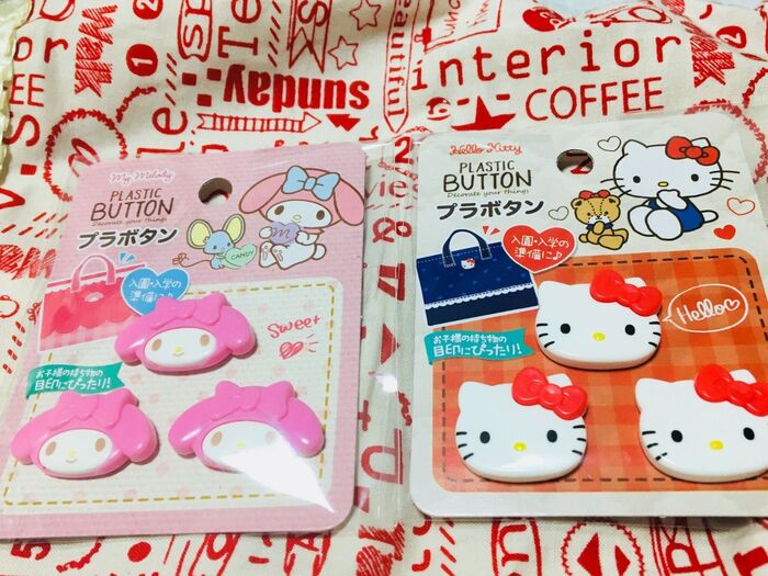 ダイソーの可愛いキャラボタン
