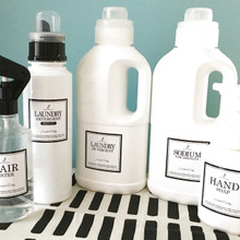 【100均つめかえ容器より使いやすい】すべて市販品!白ボトルとラベルでオリジナル容器