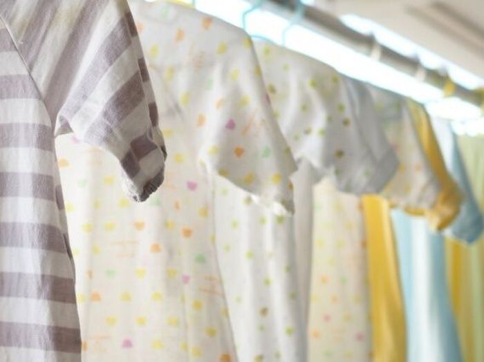 知っておきたい!衣替えで出たサイズアウト子供服の活用法