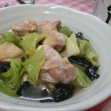 白だし1本で簡単おかず☆ 鶏とキャベツと海苔のさっと煮
