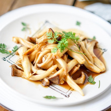 5分で出来ちゃう!甘めで子供喜ぶ「エリンギのメープルバター醤油炒め」