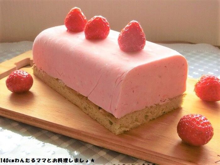 冷凍庫まで15分~簡単★苺のアイスチーズケーキ