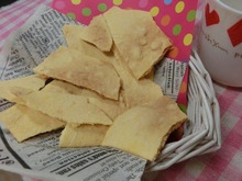 材料3つ☆ レンジで5分♪ おからチーズの割れクラッカー