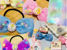 100均ヘアゴムにシールとレジンで!色んなディズニープリンセスのヘアゴムを量産