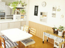 ダイニングのスッキリ収納&スマホ充電コーナー