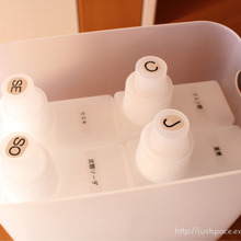 ナチュラル洗剤をスッキリ・省スペース収納に!