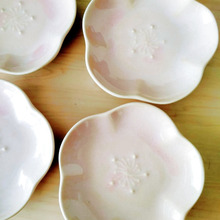 春らしい桜の小皿