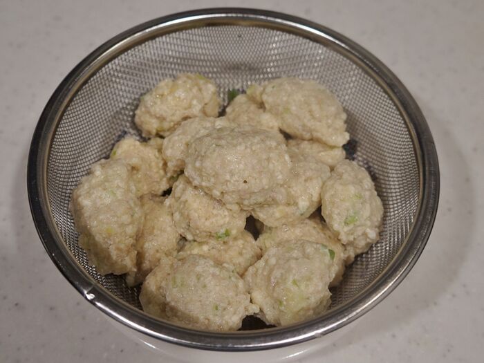 味付け前であれば冷凍保存できます。