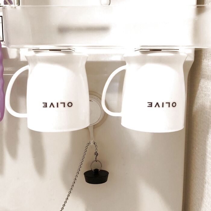 *ダイソーのお品で解決した洗面所のコップ収納*