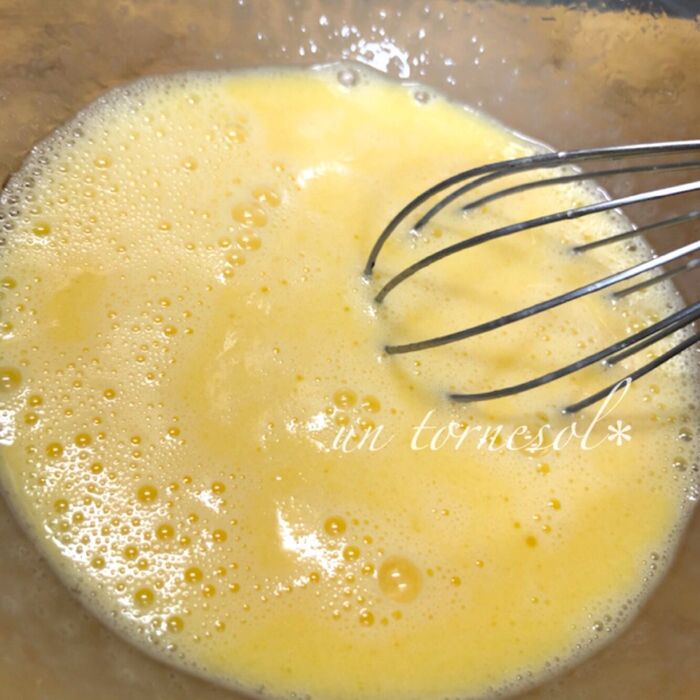 ②ダマがないように混ぜ合わせて!