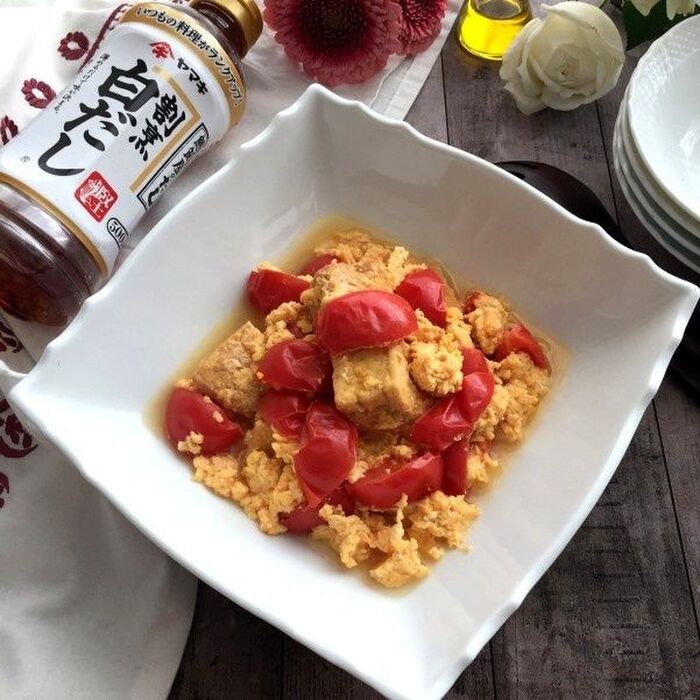 味付けは白だしだけで~ 厚揚げのトマ玉ささっと煮