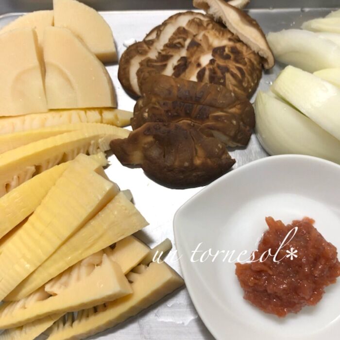①筍の根元は硬いので薄めに切って!