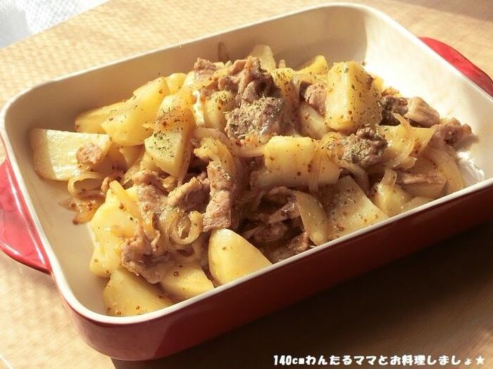 豚肉と新じゃがのハニーマスタード炒め
