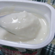 ヨーグルトに豆乳を継ぎ足して増量☆ 豆乳ヨーグルト