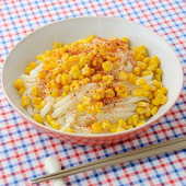朝食を食べましょう!「つぶつぶコーンのピリ辛うどん」