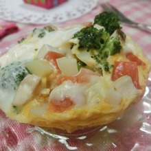 レンチンだけでできちゃう☆ カップ型キッシュ風オープンオムレツ
