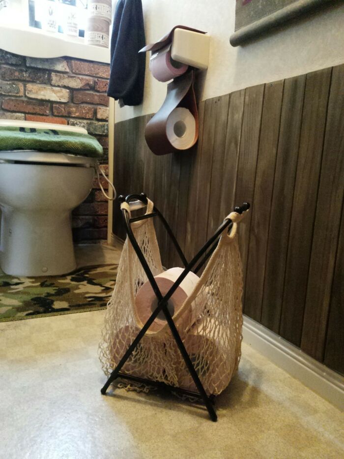 トイレットペーパーを収納したり