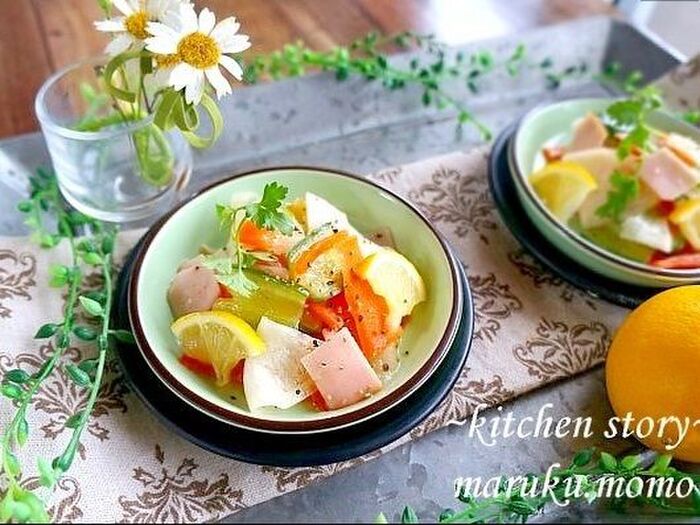 女子ウケ間違いなし!野菜とハムのレモンピクルス★漬けずに和えるだけ♪