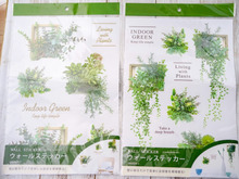 セリアから新発売!グリーンのウォールステッカーは使い方色々!