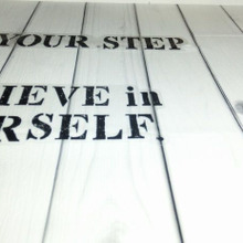 頑張って!頑張って!貼ったけど…折りジワ・ぷくっと空気が気になる時の隠しプチワザ!