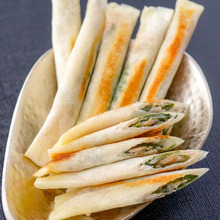 味付要らず!意外な美味しさ発見☆豚と生姜のスティック春巻き♪