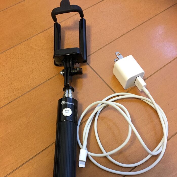 充電器・自撮り棒