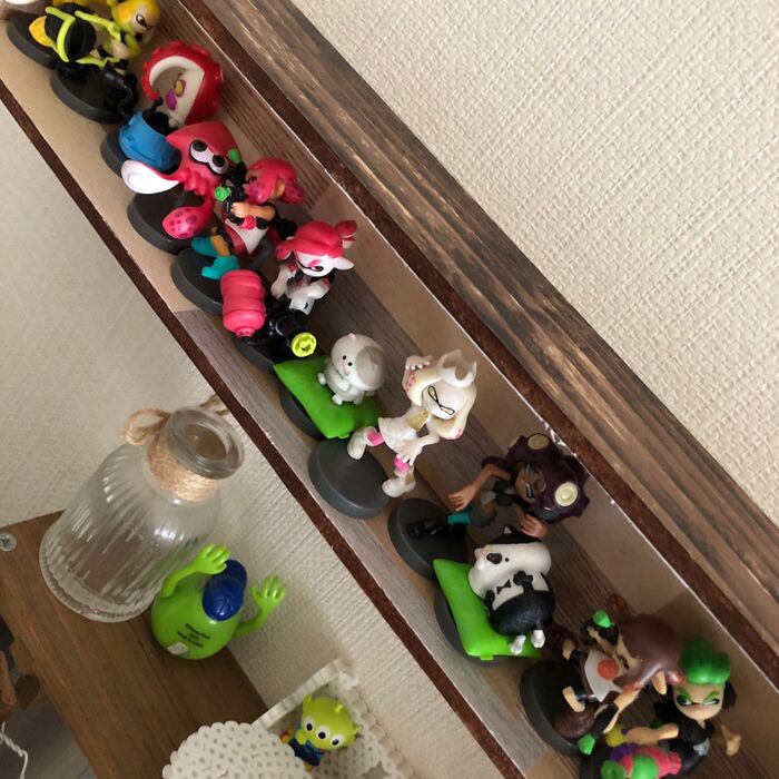 工具なし!!工作で作るチョコエッグ用飾り棚