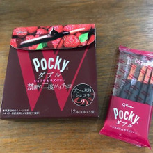 甘酸っぱいチョコがたっぷり♡ポッキーダブル