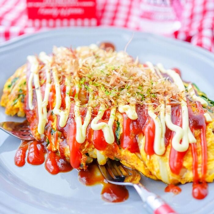 給料日前も満腹!うどんとニラ入《ボリュームとん平焼き》