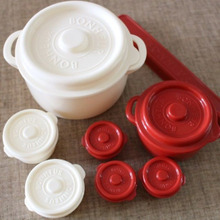 ついに出た!!○○風!こんなかわいいランチポットが100円で♪