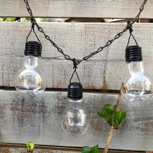 【100均リメイク】セリアの電球風LEDオーナメントをガーランドにリメイク☆