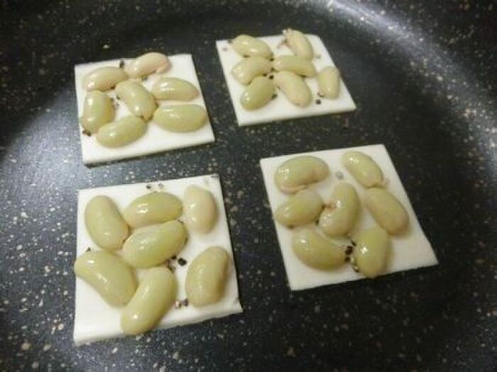 1.チーズにのせる