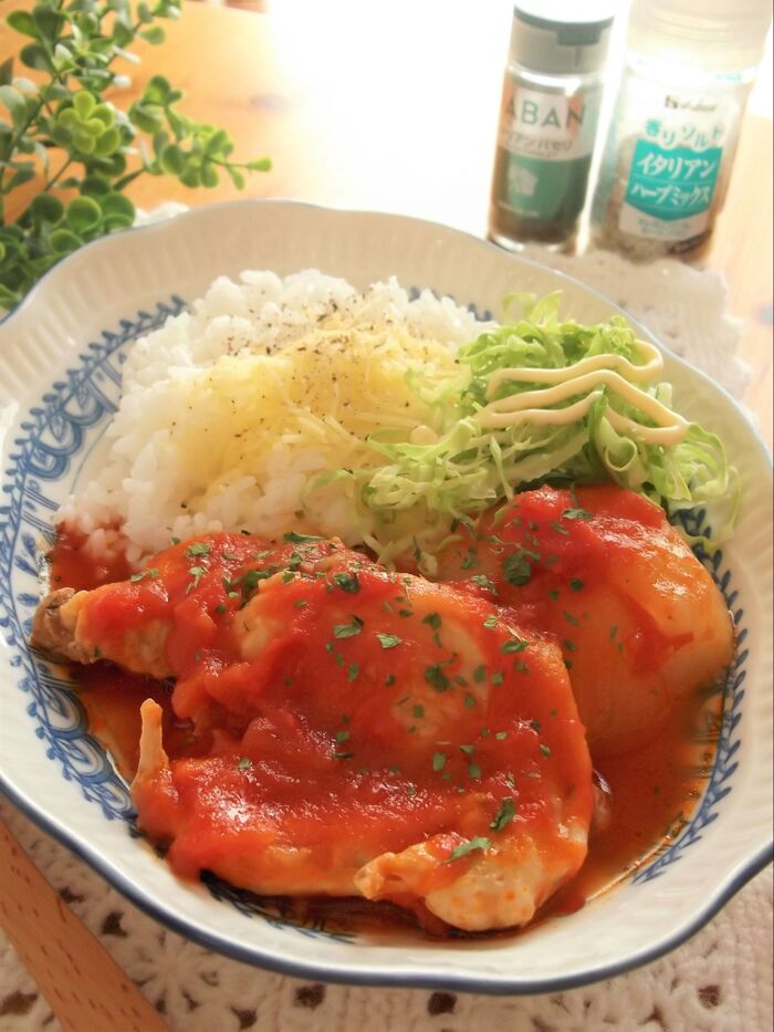 とろける甘い新玉ねぎ 悶絶級!圧力鍋で簡単 手羽先と丸ごと新玉ねぎのトマト煮