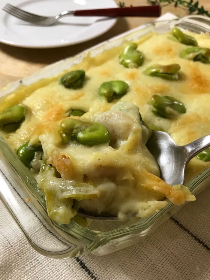 カロリーオフで あっさりだけどコクあり♩鱈と空豆とキャベツのグラタン
