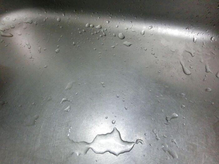 シンクの掃除前