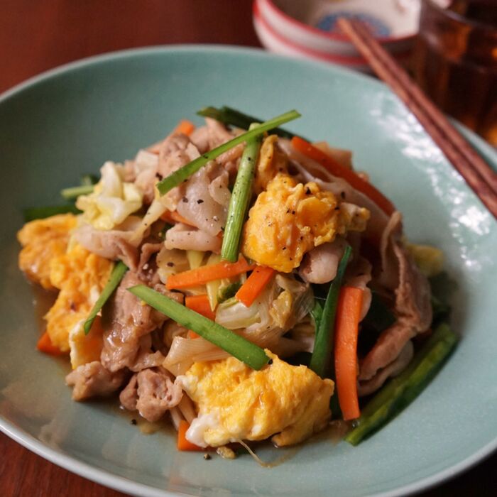 ごはんがすすむ!豚こまのニラ玉炒め
