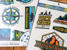 【セリア新商品】窓に貼るとステンドグラスみたい☆貼って剥がせるウインドウステッカー