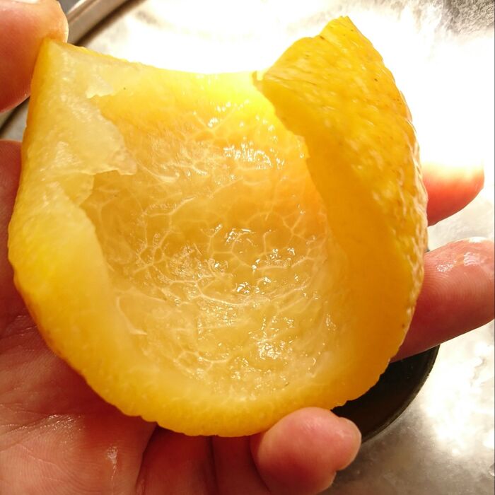 中ワタをそげ取る
