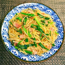 簡単・節約♪ハマる美味しさ*ニラもやしオイマヨ焼きそば