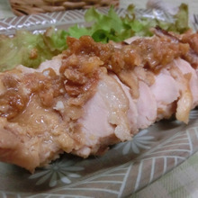 レンチン5分でしっとりジューシー♪ 鶏むねで梅チャーシュー