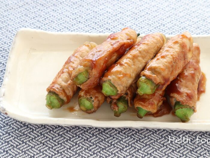 オクラの豚巻きで梅照り焼き