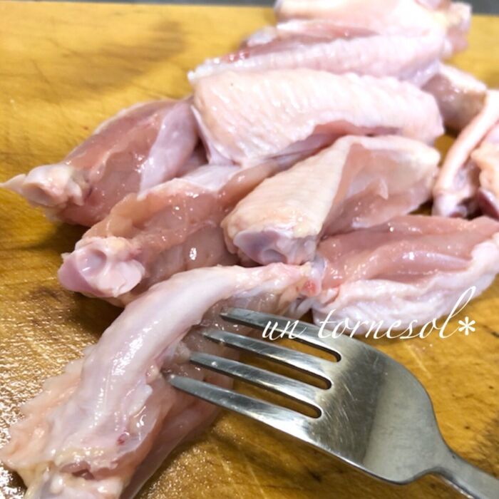①刺すことで、骨付近まで火を入れることが!
