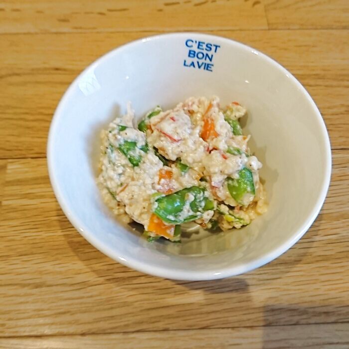 胡麻和えの素で、簡単絹さやの白和え~☆