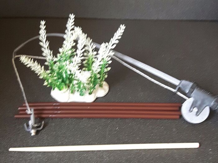 3、魚を乗せる台を作る。